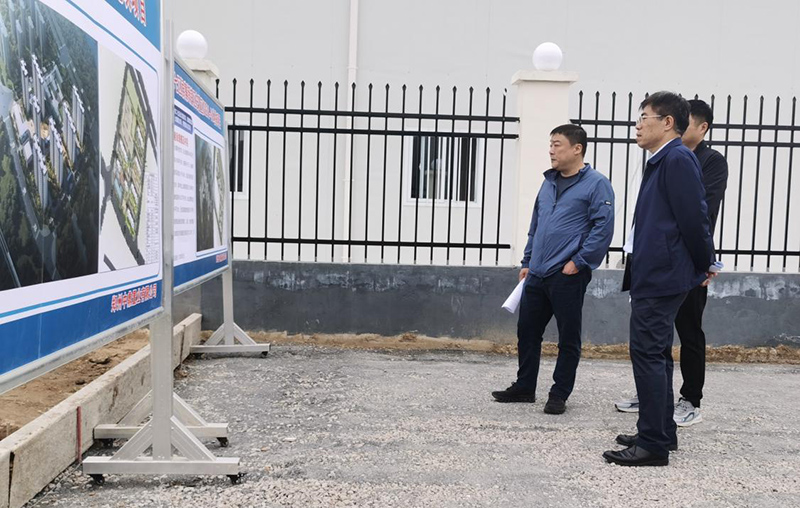 米乐网页版登录入口负责人汪洋到侯寨新镇区安置区调研项目建设工作